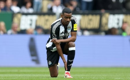 Liverpool consider record-breaking for Alexander Isak
