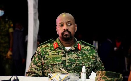 General Muhoozi yasabye Abanyarwanda gusura Uganda