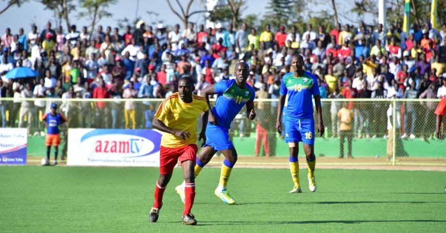 Abahoze bakinira ‘Amavubi na Uganda Cranes’ bagiye guhurira mu mukino wa gicuti