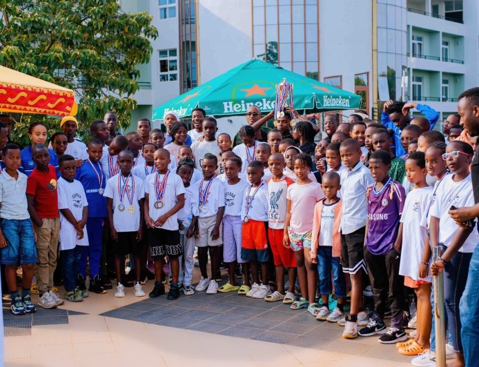 Amakipe 9 yitabiriye 'Summer Swim Festival' irushanwa ryo kuzamura Impano z’Abozi (Amafoto)