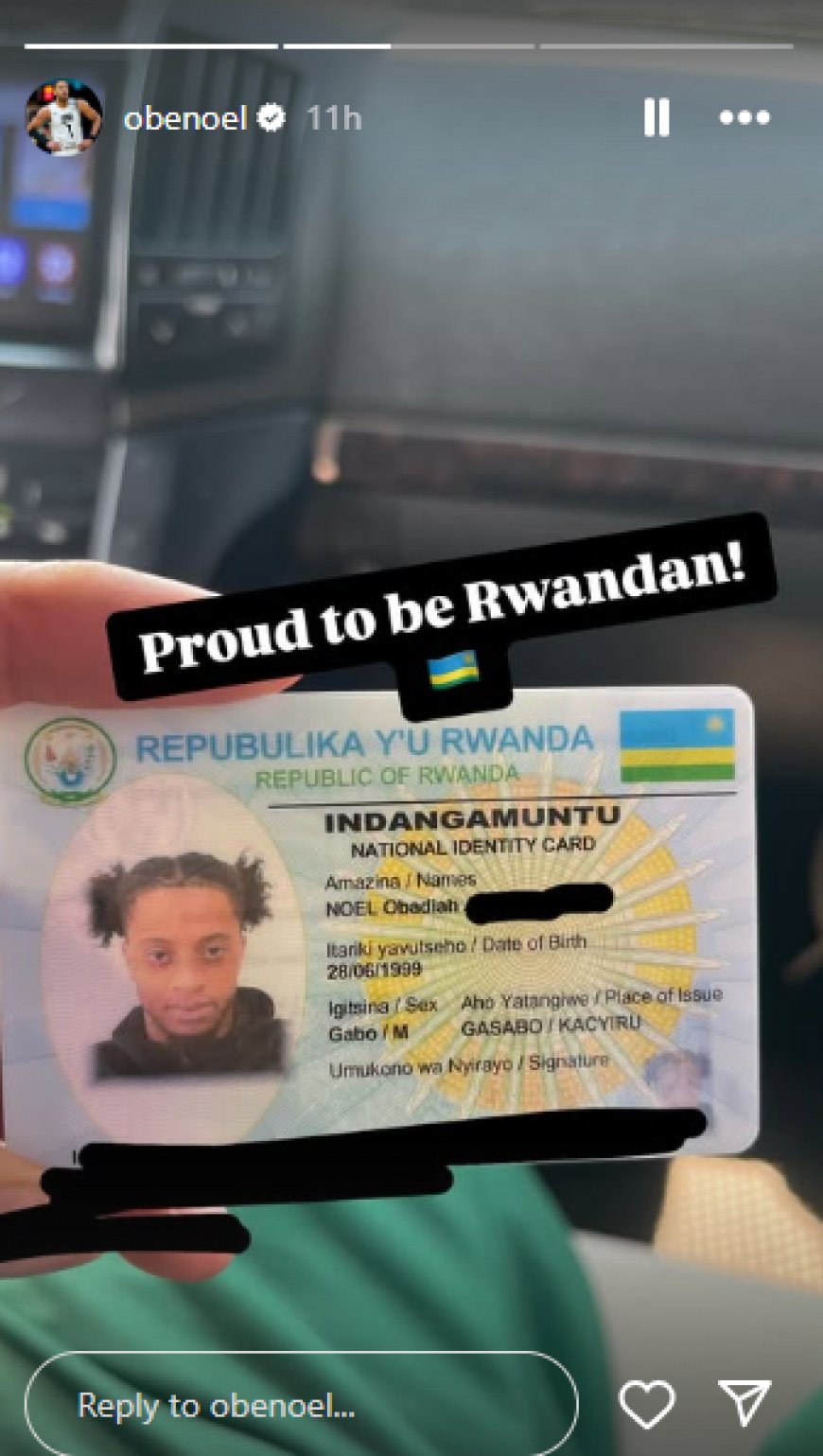 Mu butumwa yasangije abamukurikira kuri instagram yagaragaje indangamuntu ye igaragaza ko ari umunyarwanda