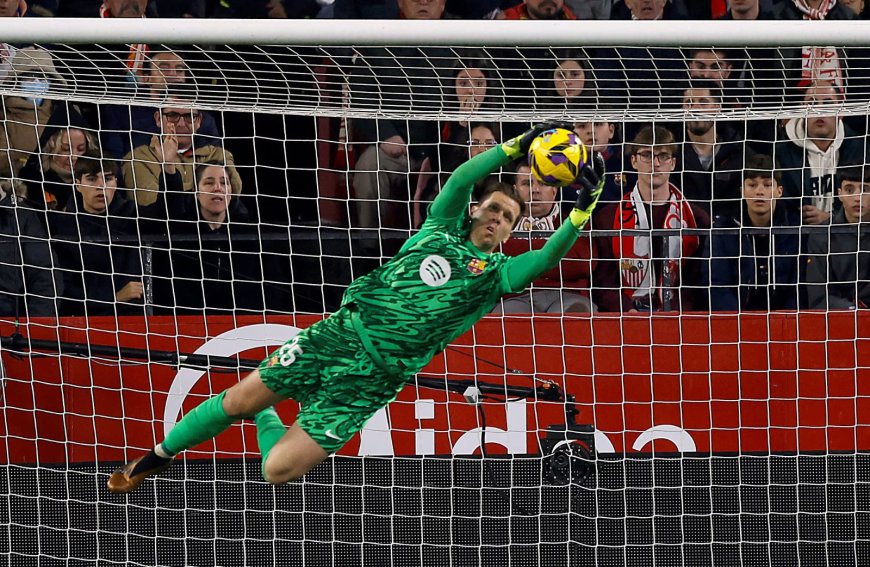 Wojciech Szczesny extends Barcelona stay for 2 seasons