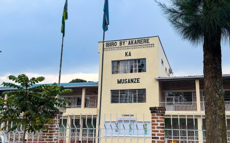 Musanze: Barasaba inzego zibishinzwe kubafasha kubona  Impamyabumenyi zabo zaburiwe irengero