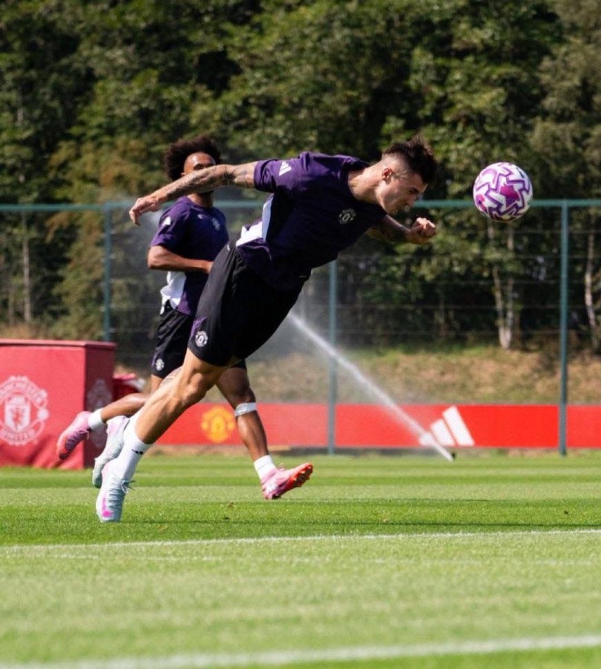 Benjamin Šeško aiming to lead Man Utd back to glory days