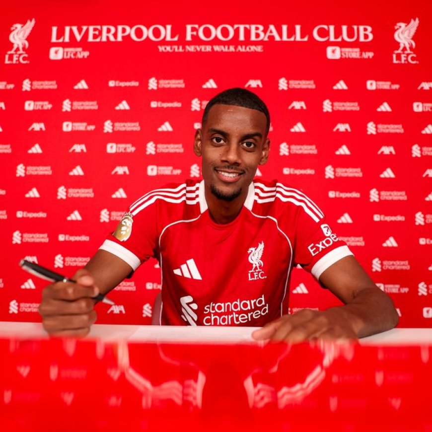 Liverpool sign Isak from Newcastle in British record transfer
