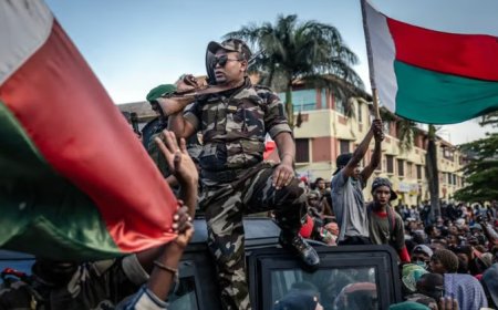 Madagascar: Elite troops seize the power as President fled the Country