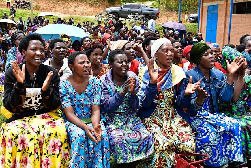 Gakenke: Abagore bo mu Cyaro bashimirwa uruhare bagira mu Iterambere