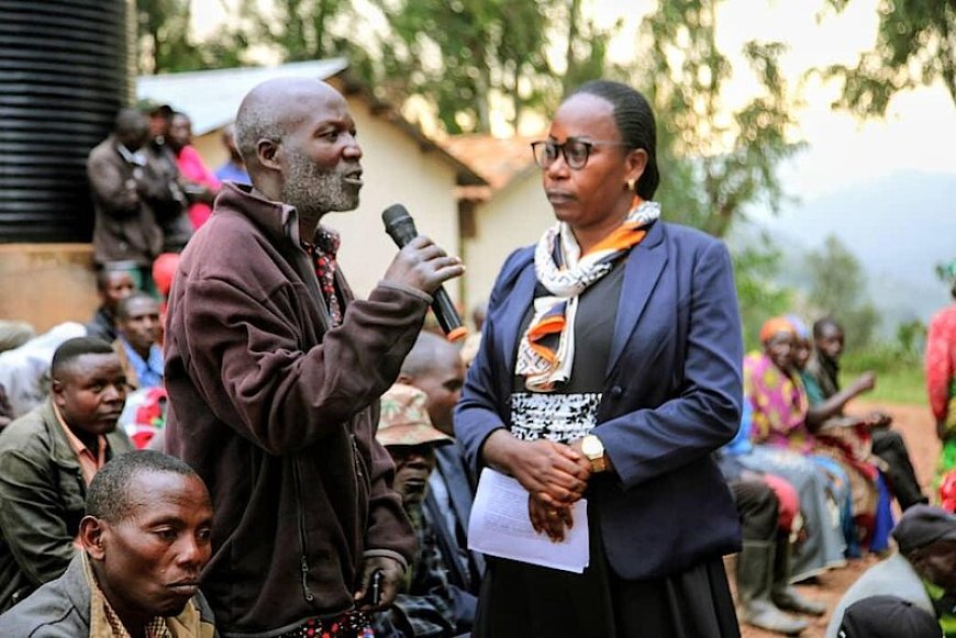 Burera: Abaturage basobanuriwe inyungu zo kubegereza ubuyobozi