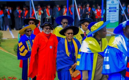 Kaminuza ya UTAB yasabye abayirangijemo kuba umusemburo w'impinduka nziza