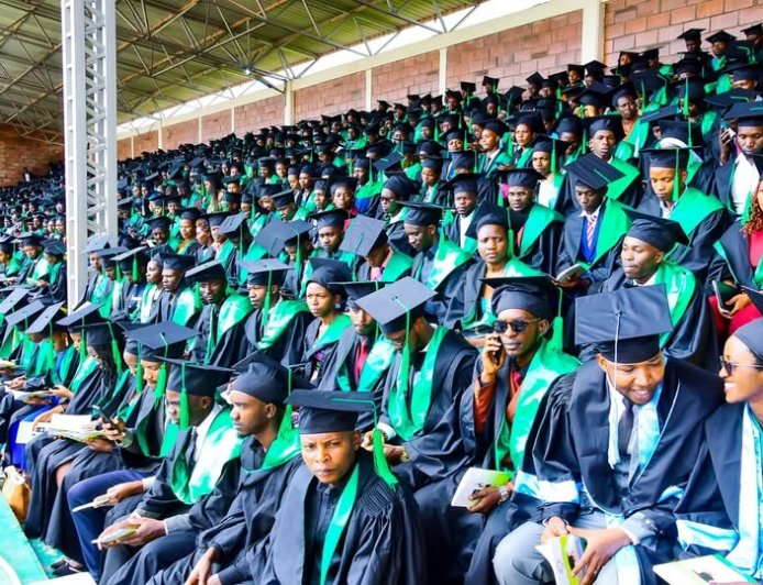 AMAFOTO: Abarangije muri ICK basabwe gukoresha ubumenyi bungutse mu guteza imbere Igihugu