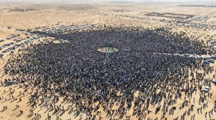 Gaddafi's Son laid to Rest amid massive crowds (Photos)