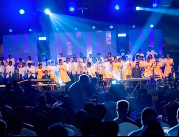 Healing Worship Minitry yatumiwe na Cornerstone Choir mu gitaramo kizamara iminsi ibiri