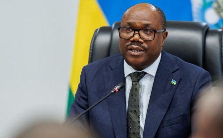 Rwanda: Minisitiri w’Intebe yateguje izamuka ry’ibikomoka kuri Peteroli, asaba kugabanya ingendo zitari ngombwa