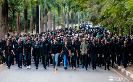 Kwibuka32: Abitabiriye Walk to Remember basangijwe amateka y’ubukana Jenoside yakoranywe muri Kigali