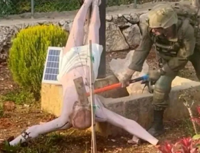 Isiraheli yahannye Abasirikare bayo barimbuye Ishusho ya Yezu muri Liban