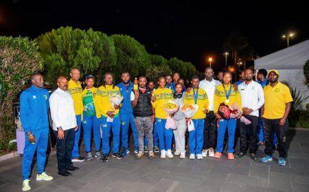Athletics: Ese Urwibutso welcomes Rwanda athletes after historic African Championships triumph