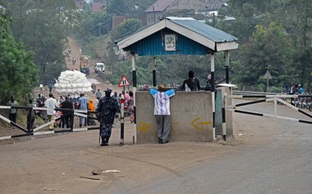 Ebola yasunikiye Uganda gufunga Imipaka iyihuza na DR—Congo