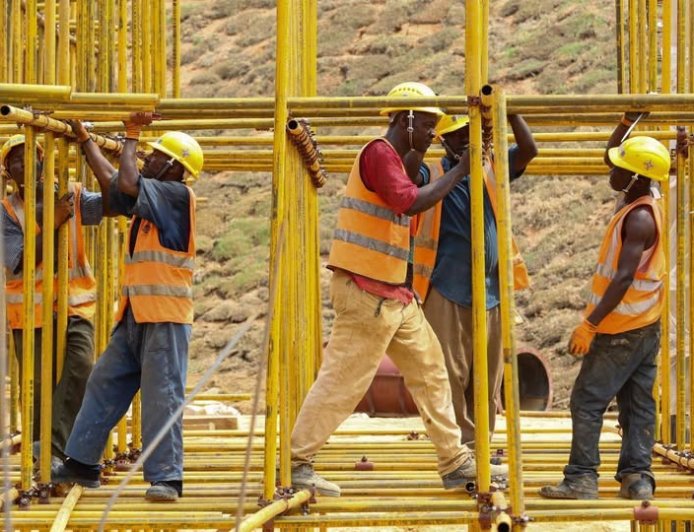 Umushahara w’umukozi ugiye kongerwa hagati ya 12 na 15% buri kwezi