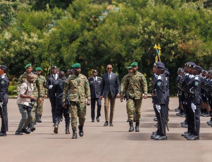President Kagame joins RNP’s 25th anniversary, Commissions 436 junior officers (Photos)
