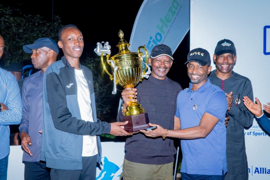 APR VC yegukanye Memorial Rutsindura 22, hashimirwa amakipe 60 yayitabiriye (Amafoto)