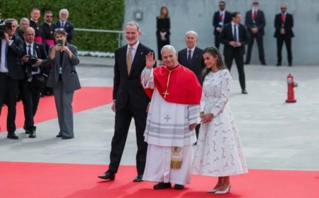 Leo XIV visits Spain on first Papal trip in 15 years (Photos)