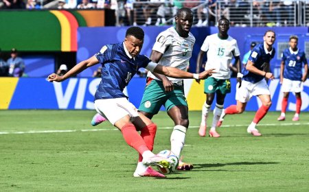 Mbappé makes history as France outlast Senegal in World Cup opener