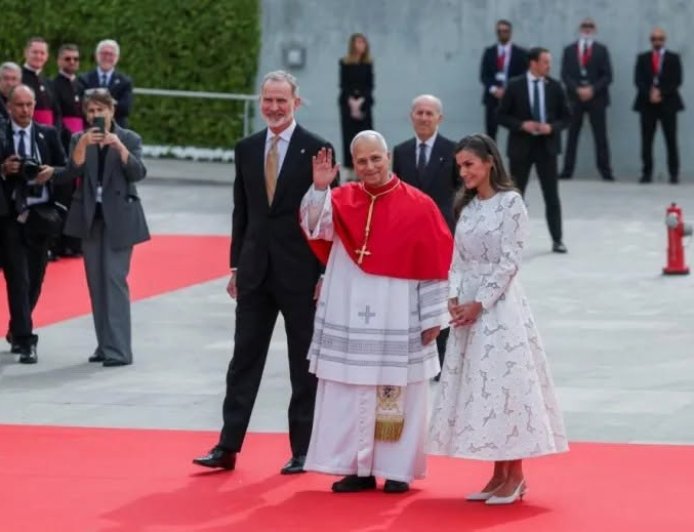 Leo XIV visits Spain on first Papal trip in 15 years (Photos)