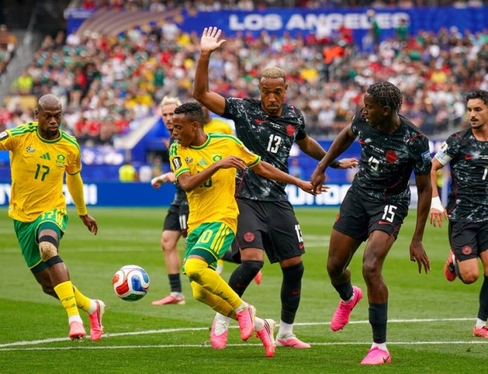 Eustaquio’s stoppage-time strike sends Canada into historic World Cup last 16