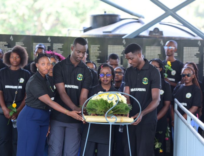 Abatorejwe mu Itorero ry’Igihugu Indangamirwa basuye Urwibutso rwa Jenoside rwa Ntarama