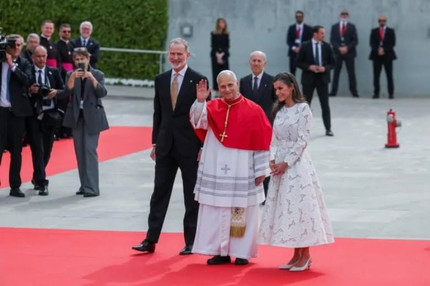 Leo XIV visits Spain on first Papal trip in 15 years (Photos)