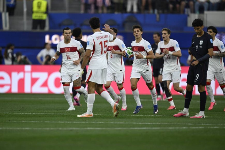 Ayhan’s last-gasp winner gives Türkiye thrilling victory over USA