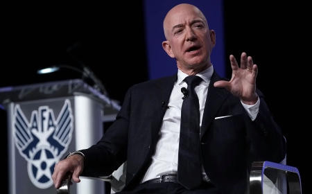 Jeff Bezos in talks to join Liverpool ownership bid