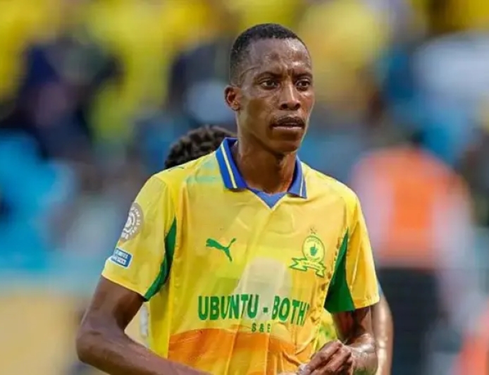 Divine Lunga ukinira Mamelodi Sundowns na Zimbabwe yarokotse igitero cy’Amasasu