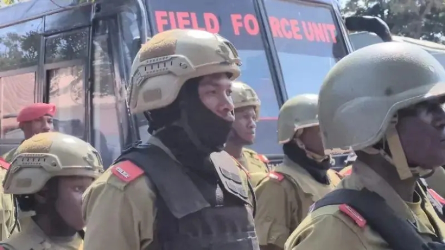 Tanzaniya: Polisi n’Abasirikare bakwijwe igihugu cyose mu gihe hitezwe imyigaragambyo simusiga