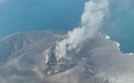Indonesia’s Anak Krakatau eruption disrupts regional Air travel