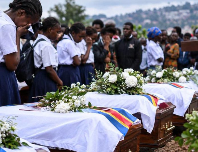 DR Congo: Bukavu buries schoolchildren killed in deadly fire (Photos)