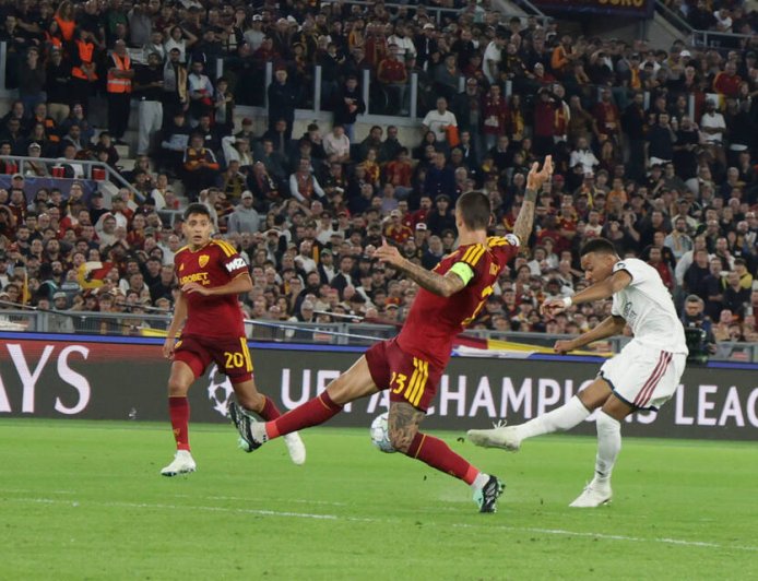 Champions League: Real Madrid stage stunning late comeback to edge Roma 4-3