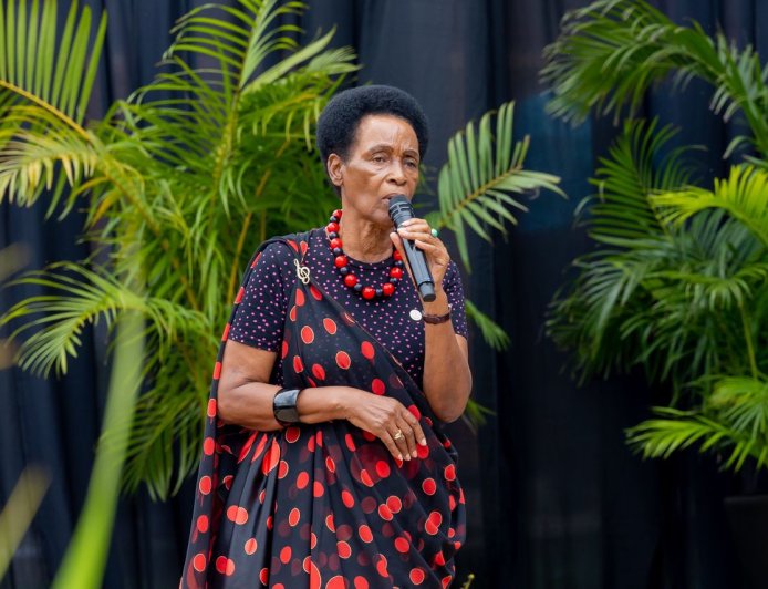 Veteran Rwandan Musician Suzanne Nyiranyamibwa dies
