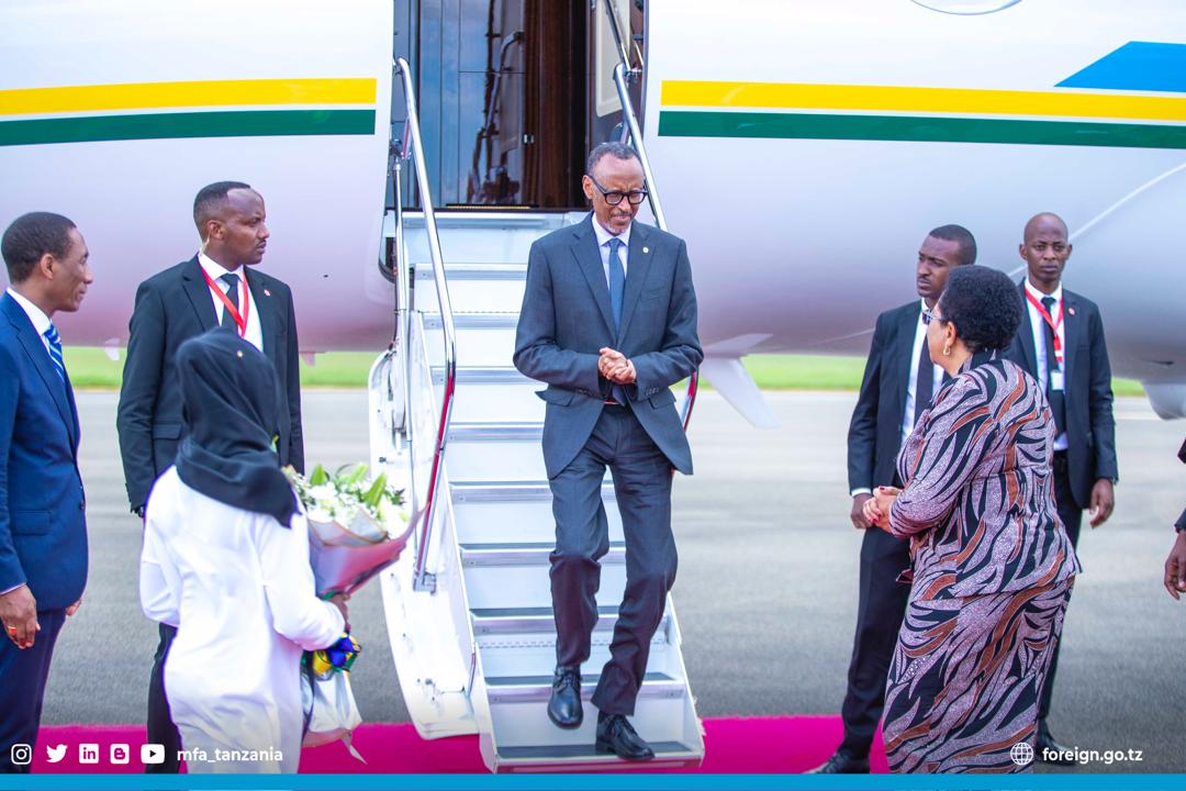 Ububanyi N'Amahanga: Perezida Kagame Yagiriye Uruzinduko Rw'Amasaha 48 ...